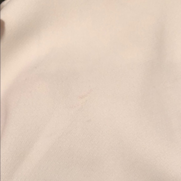 IRO - Picture 5 of 6